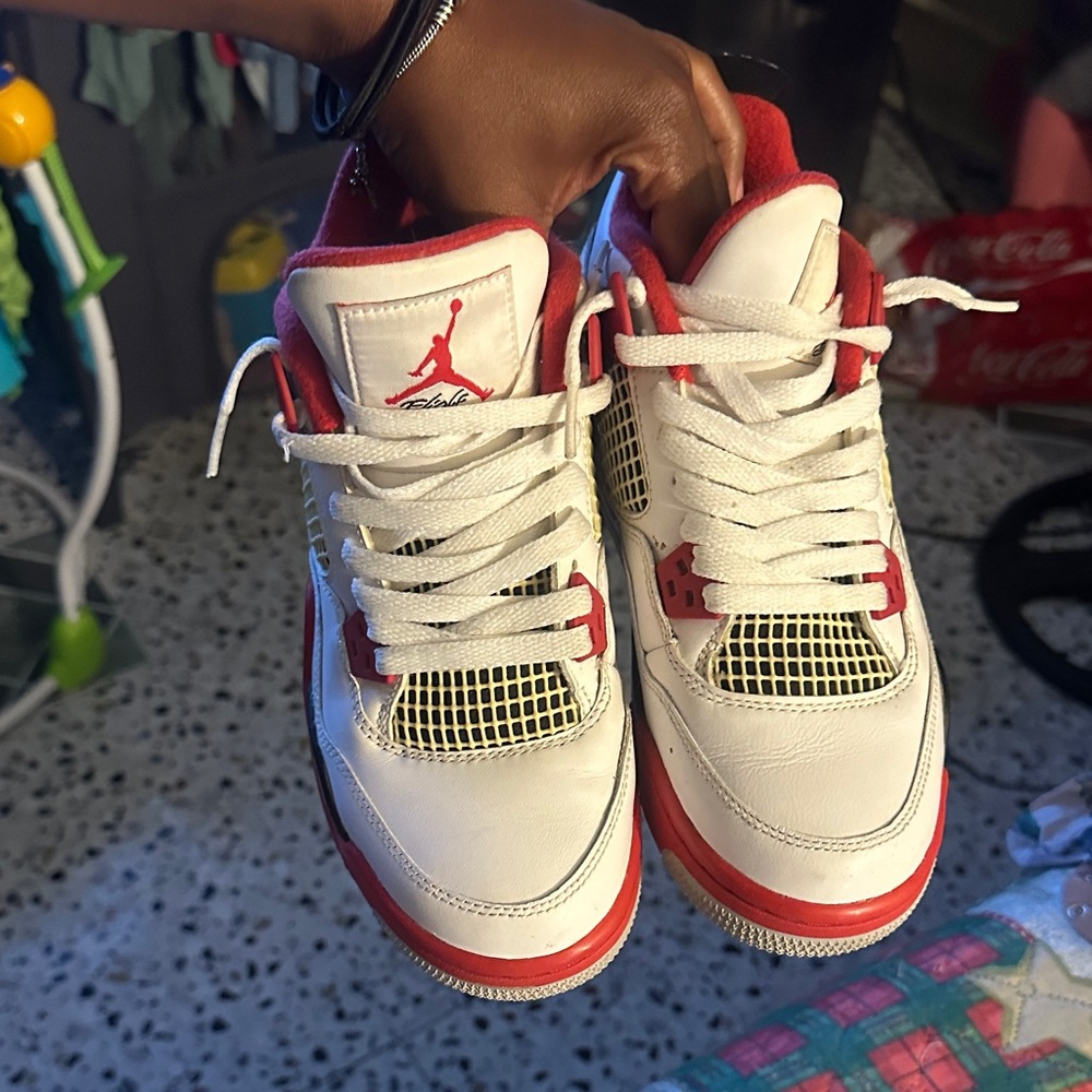 Jordan 4 fire red Gs size 6 no box